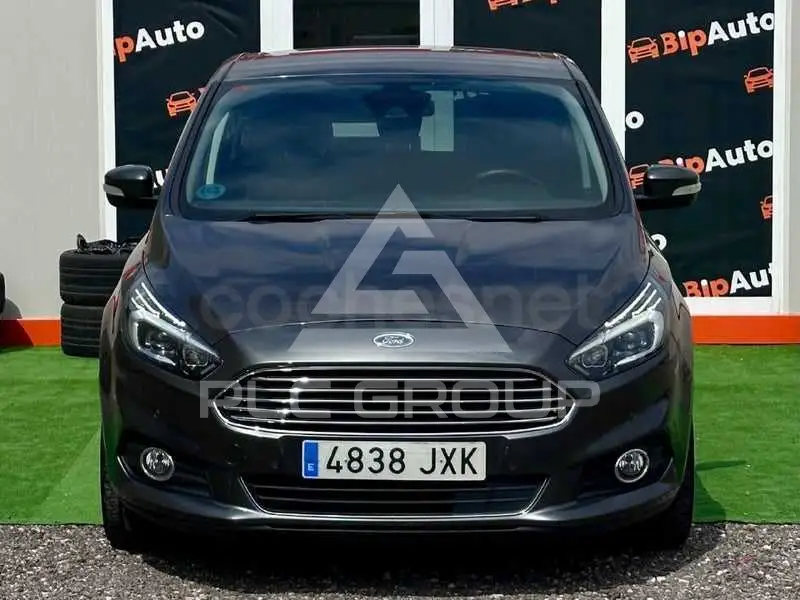 2017 Ford S-Max