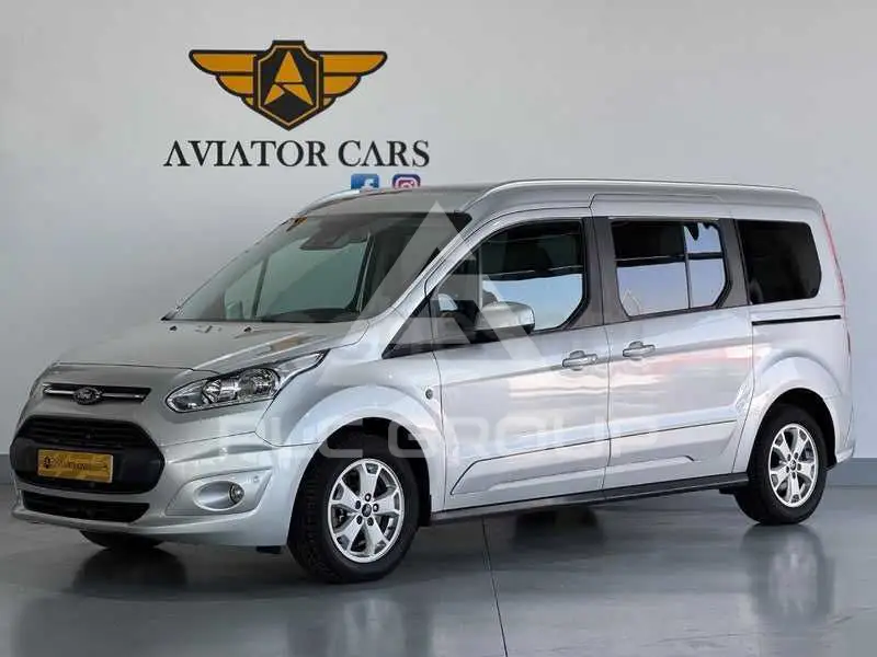 2017 Ford Tourneo