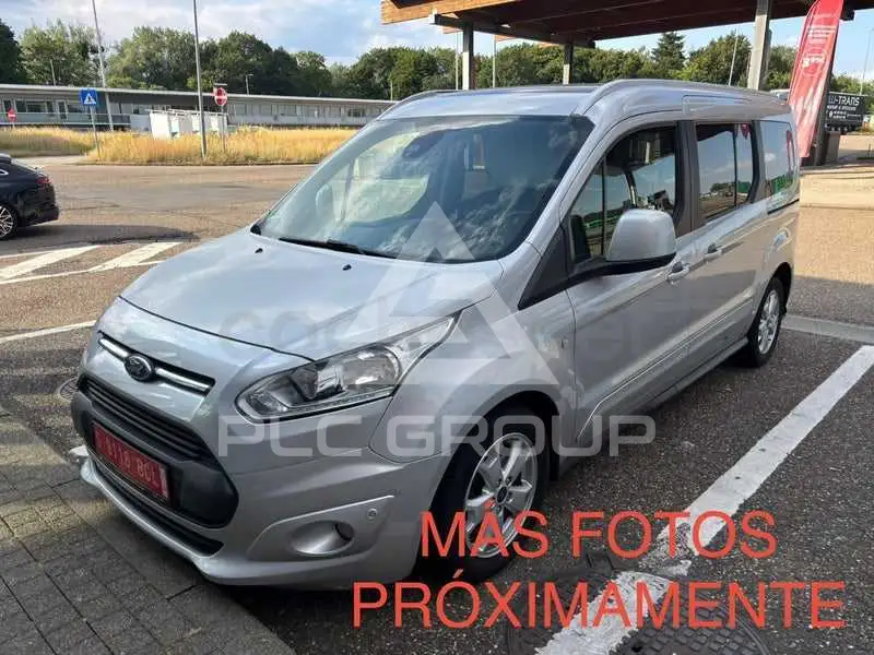 2017 Ford Tourneo