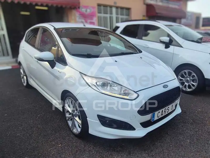 2017 Ford FIESTA