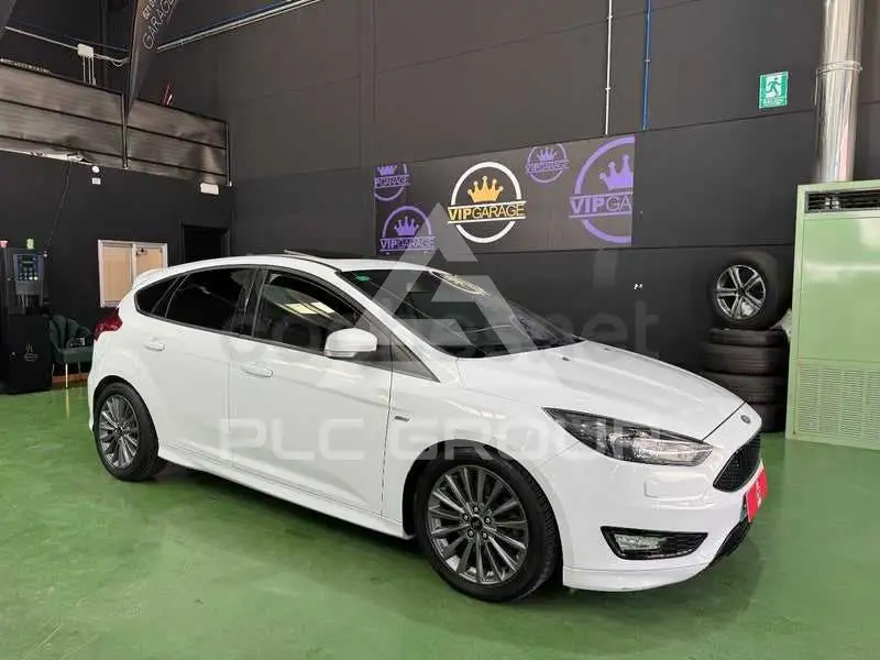 2017 Ford FOCUS