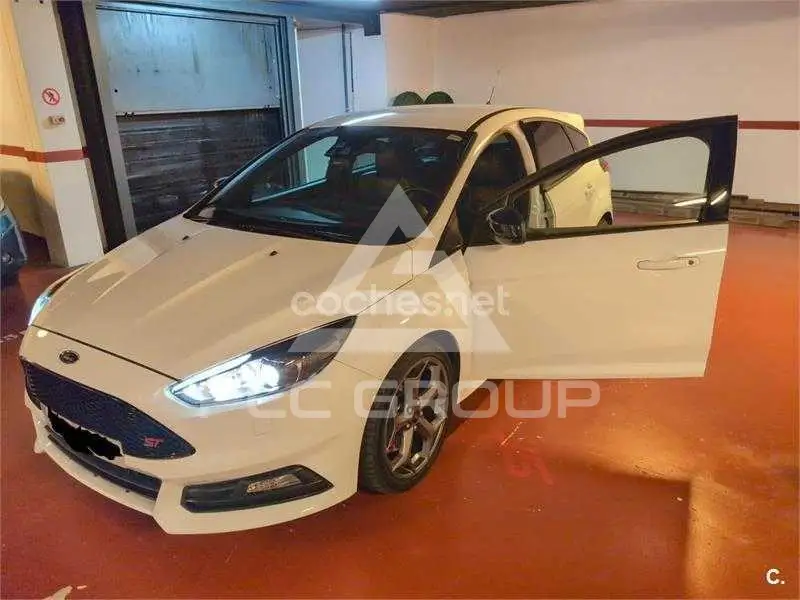 2017 Ford FOCUS