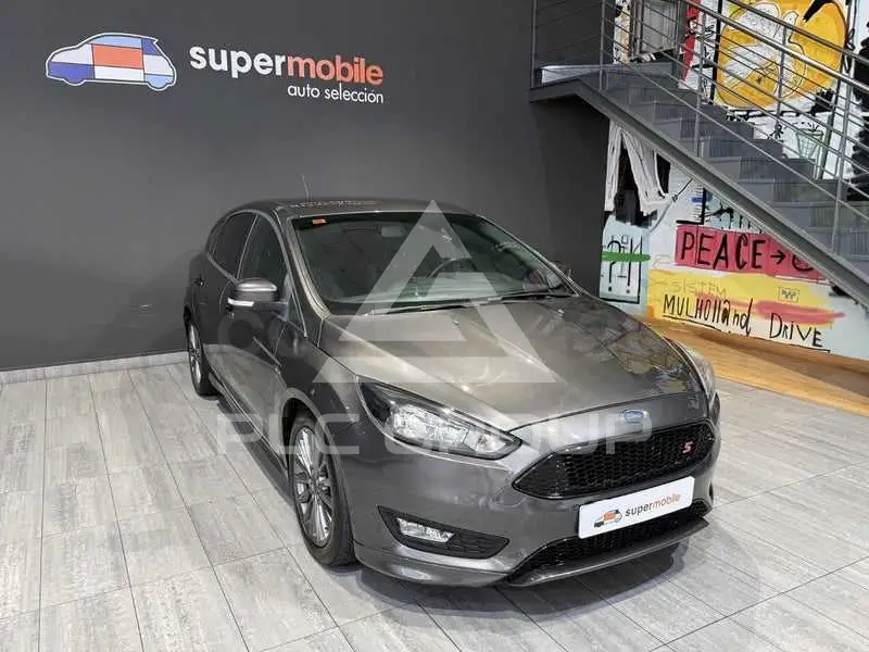 2017 Ford FOCUS