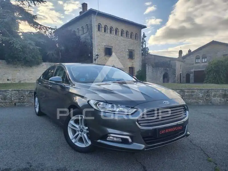 2017 Ford Mondeo