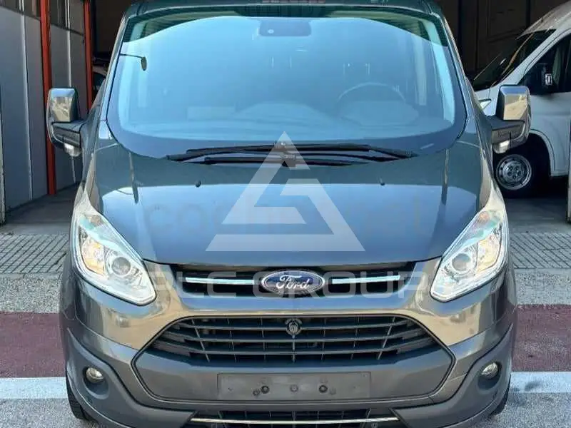 2017 Ford Tourneo