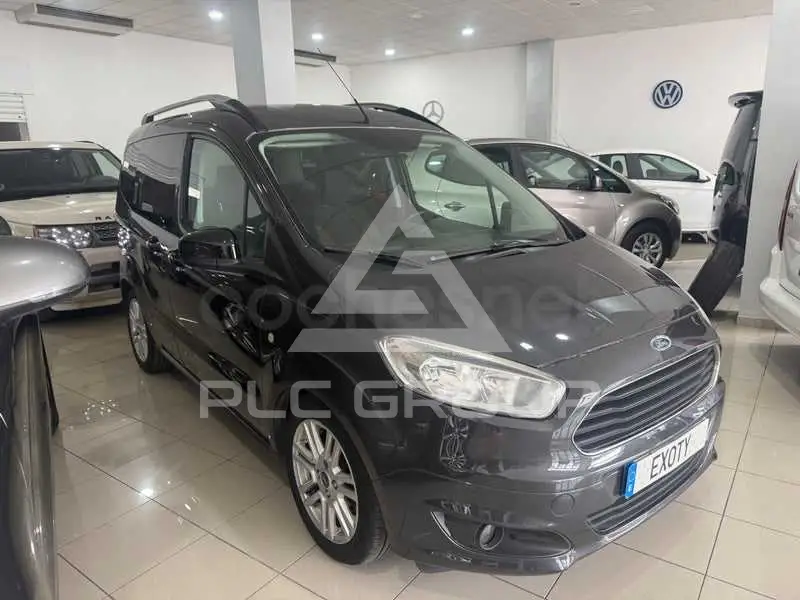 2017 Ford Tourneo