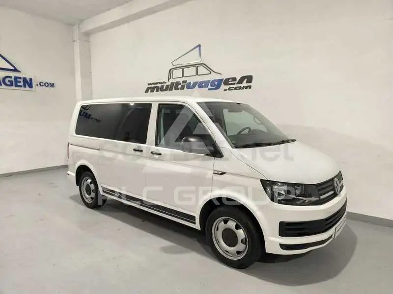 2017 Volkswagen CARAVELLE