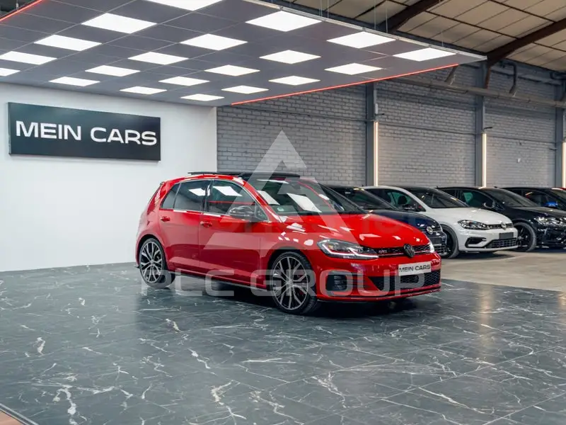 2017 Volkswagen GOLF
