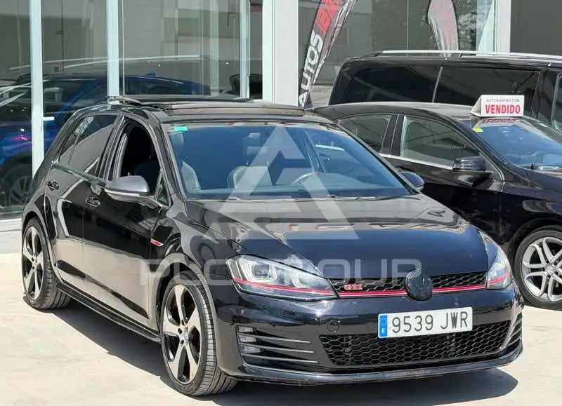 2017 Volkswagen GOLF