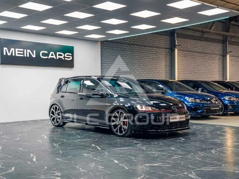 2017 Volkswagen GOLF