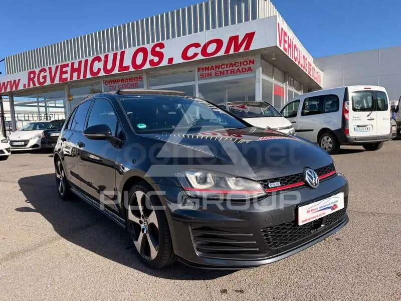 2017 Volkswagen GOLF