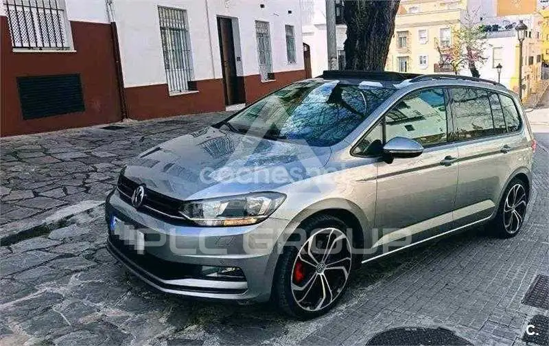 2017 Volkswagen Touran