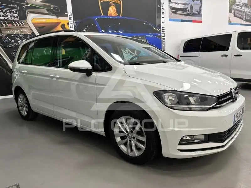 2017 Volkswagen Touran