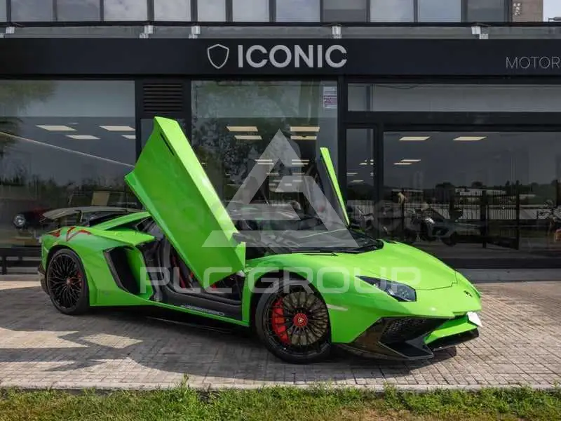 2017 Lamborghini Aventador