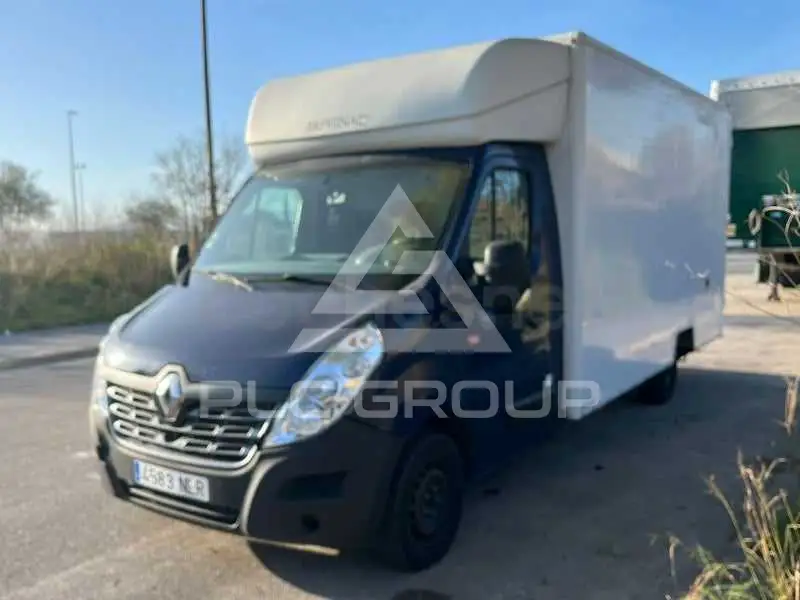 2017 Renault Master