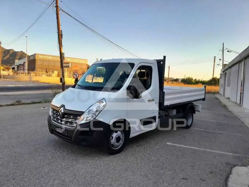 2017 Renault Master
