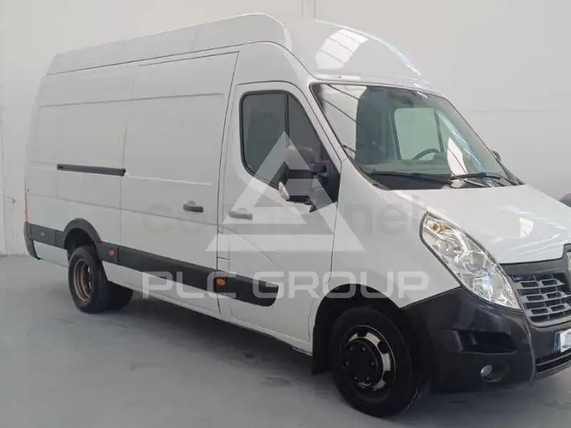 2017 Renault Master