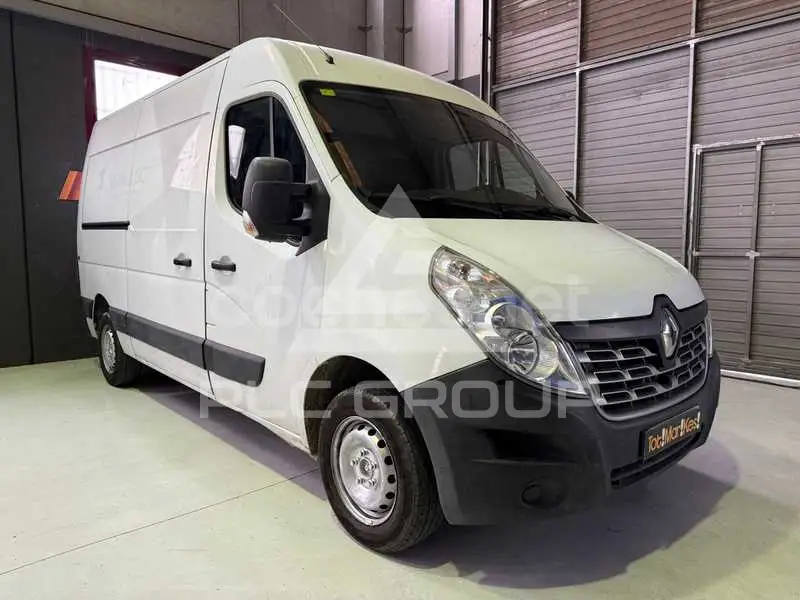 2017 Renault Master