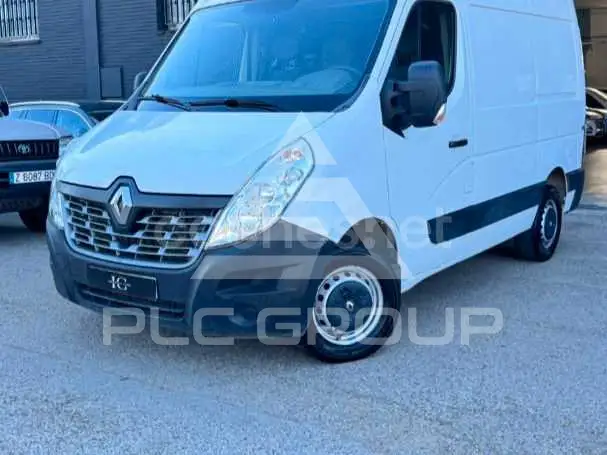 2017 Renault Master