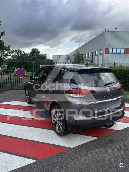 2017 Renault Scenic