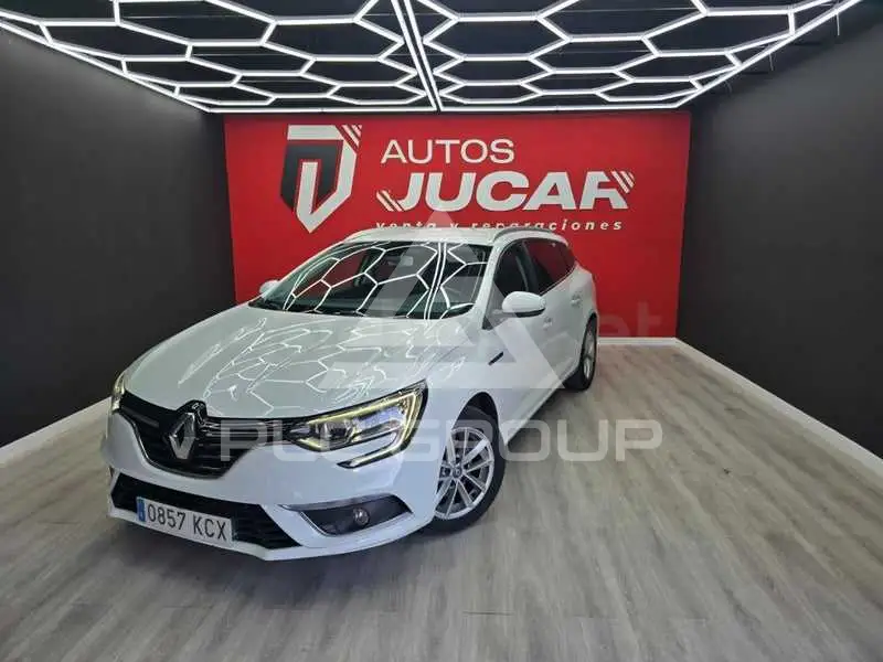 2017 Renault Megane