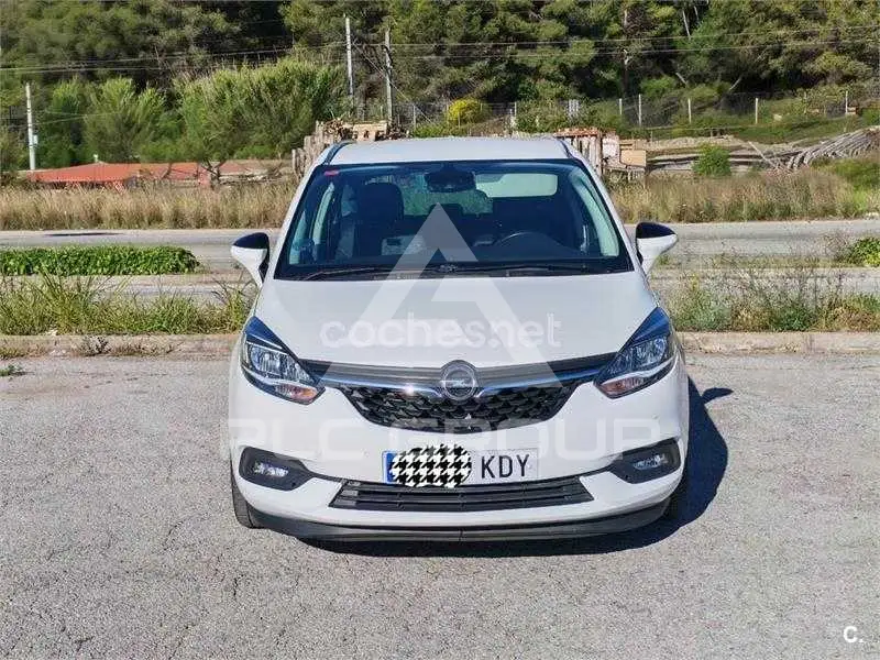 2017 Opel ZAFIRA