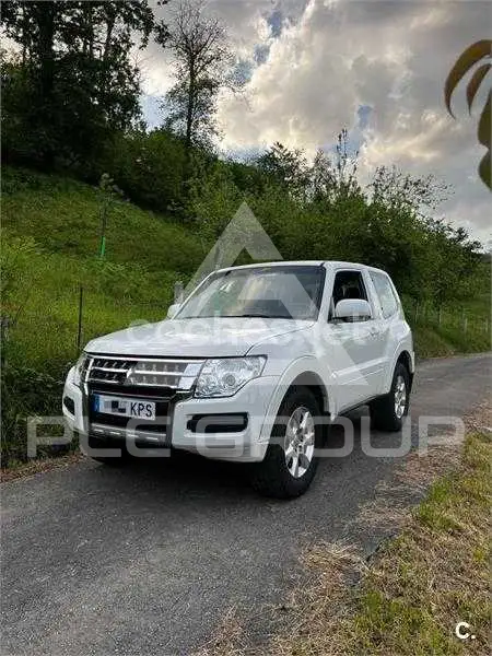 2018 Mitsubishi MONTERO