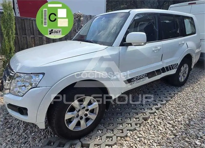 2018 Mitsubishi MONTERO