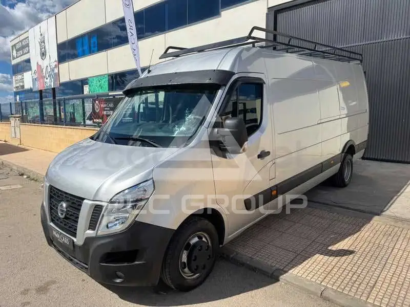 2018 Nissan NV 400
