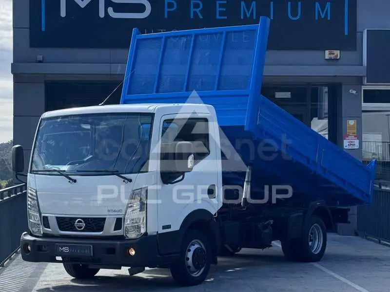 2018 Nissan 