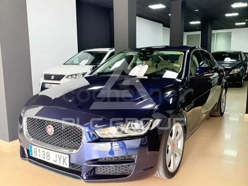 2018 Jaguar XE