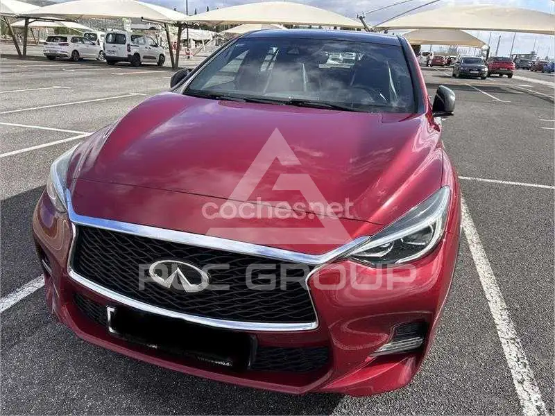 2018 Infinity Q30