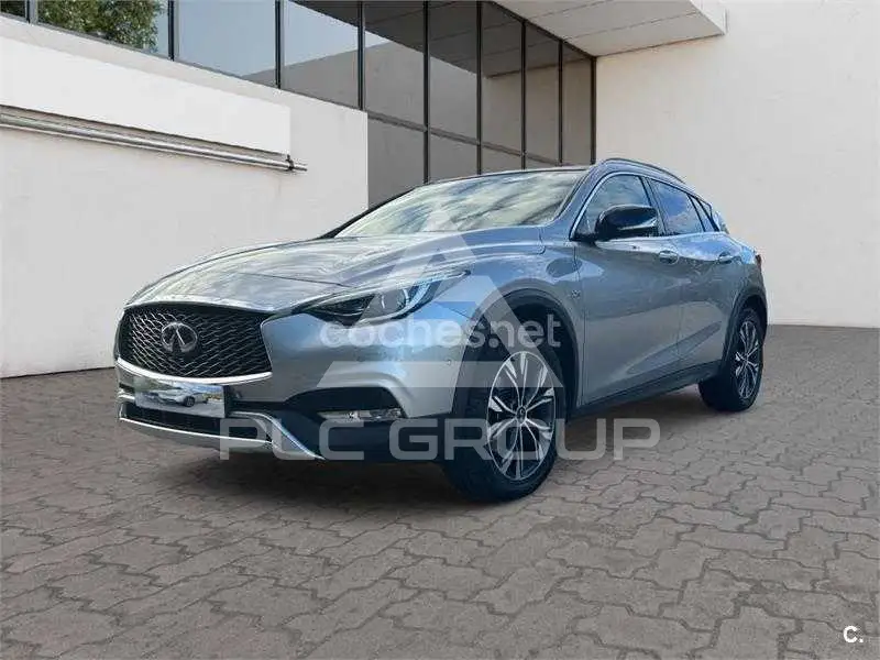 2018 Infinity QX30