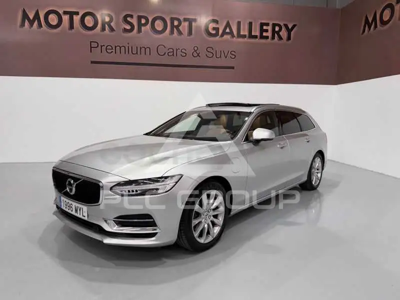 2018 Volvo V90