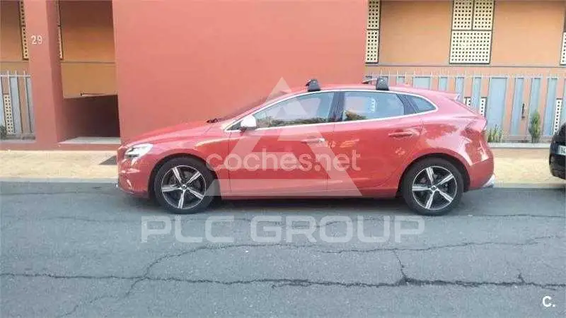 2018 Volvo V40