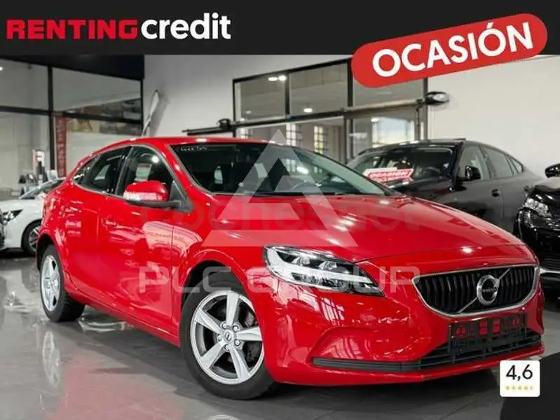 2018 Volvo V40