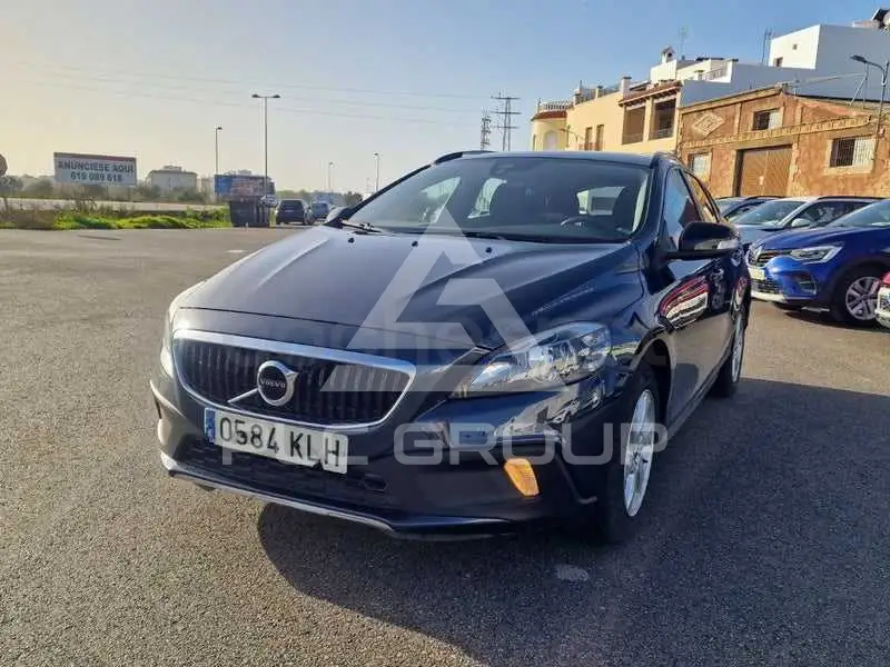 2018 Volvo V40
