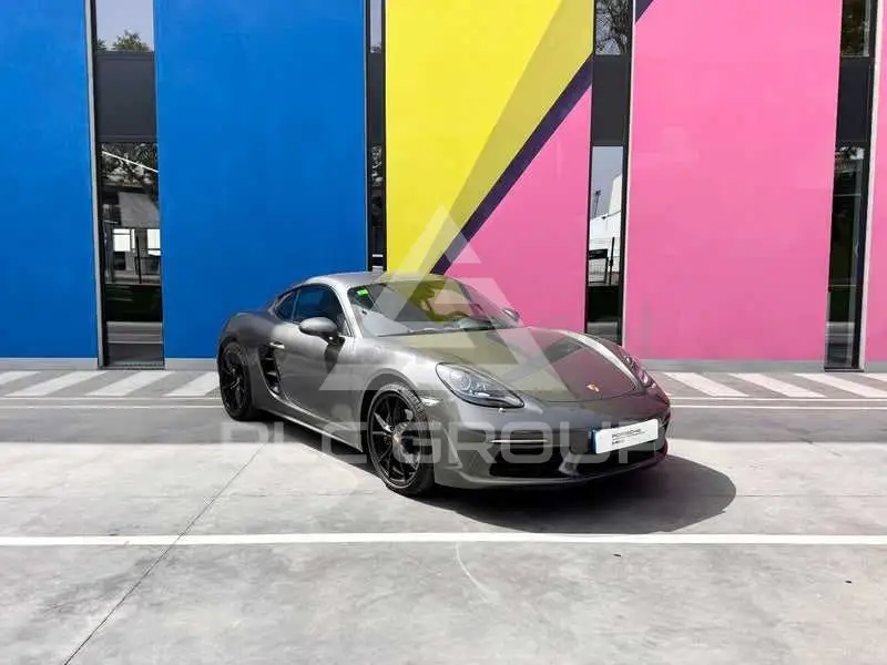2018 Porsche 718