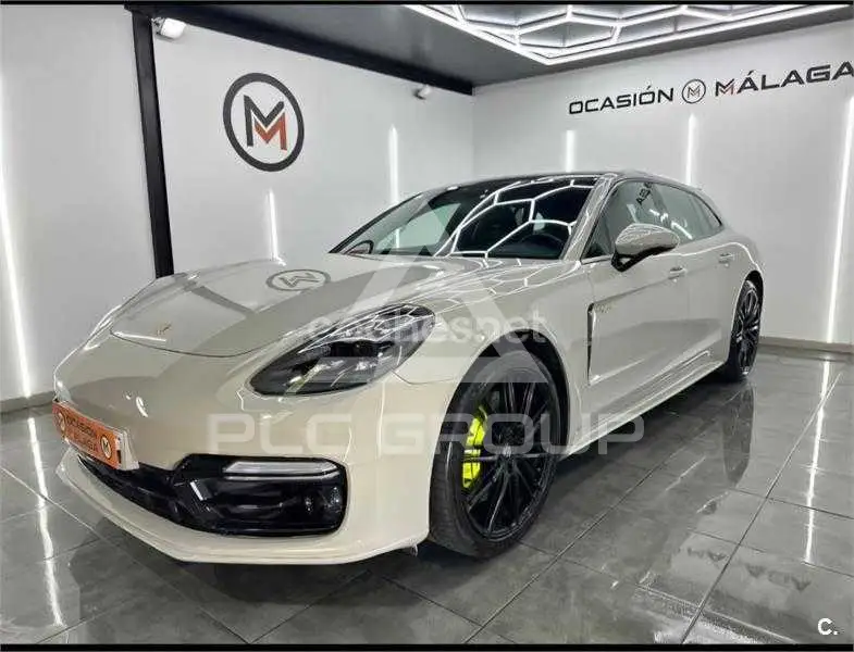 2018 Porsche Panamera