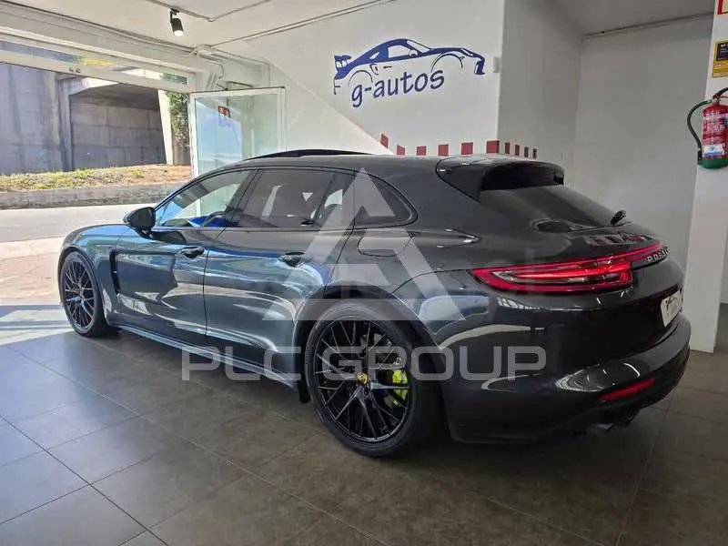 2018 Porsche Panamera