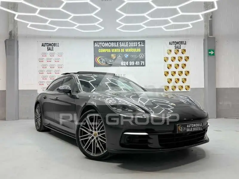 2018 Porsche Panamera
