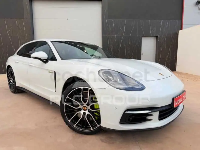 2018 Porsche Panamera