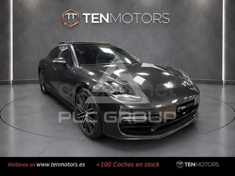 2018 Porsche Panamera