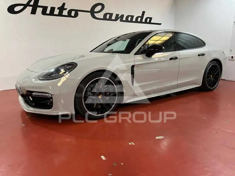 2018 Porsche Panamera