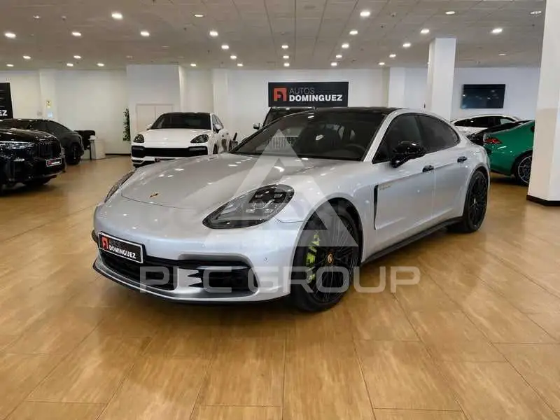 2018 Porsche Panamera