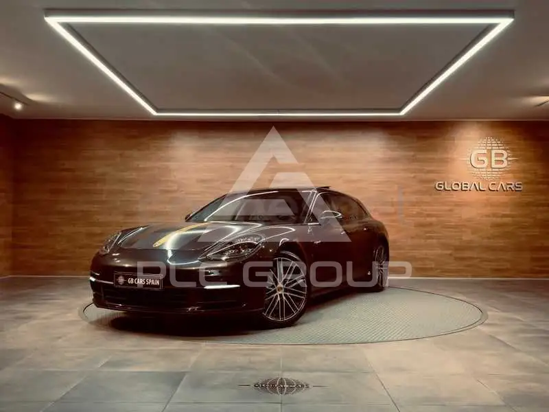 2018 Porsche Panamera
