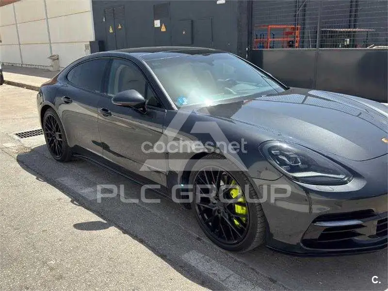 2018 Porsche Panamera