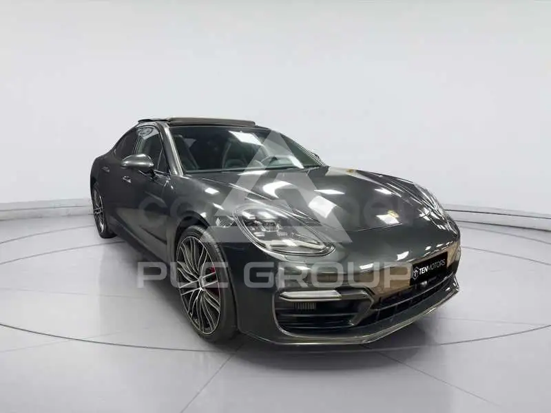 2018 Porsche Panamera