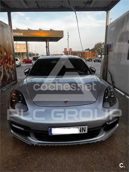 2018 Porsche Panamera