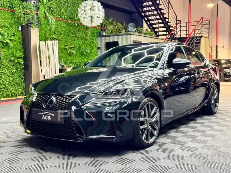 2018 Lexus IS